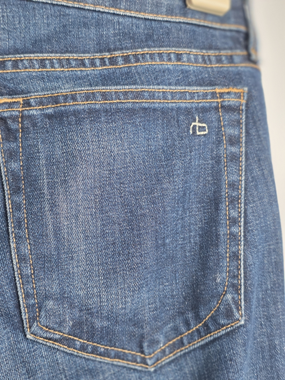 Rag & Bone "Tomboy" Slim Straight Jeans in Aged Dark Wash – Size 27 X 28.5" - Picture 11 of 16